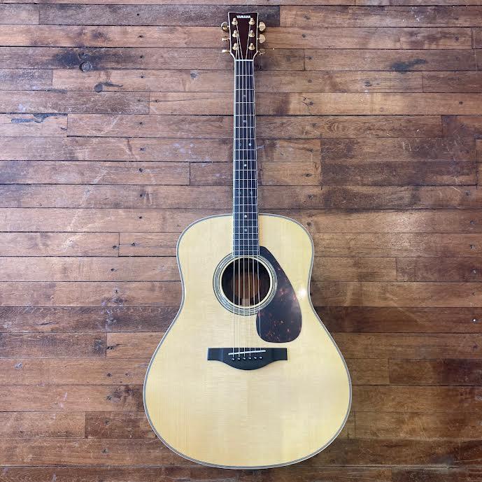 Yamaha LL16 ARE Original Jumbo Natural Acoustic Guitar